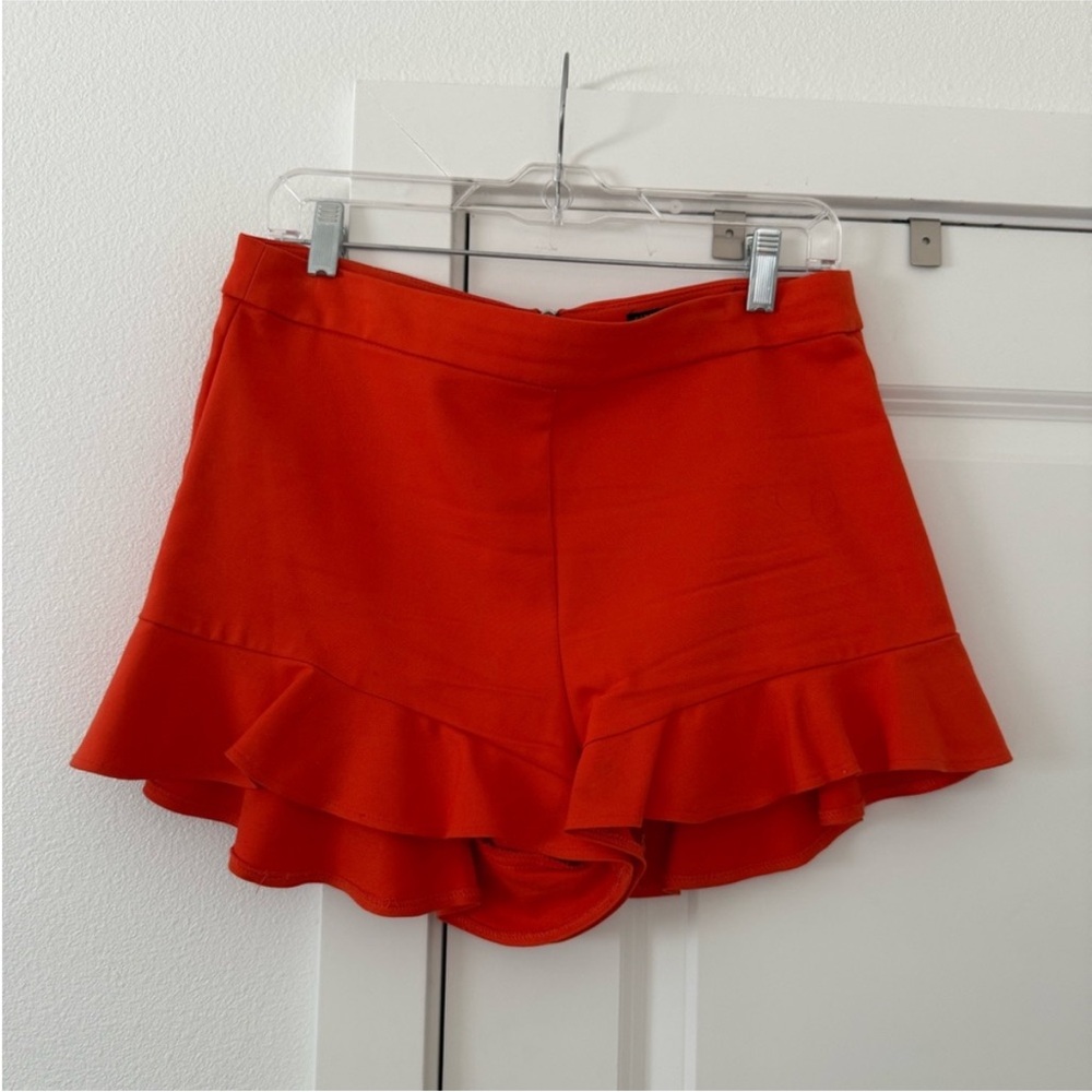 Zara Ruffled High-Waisted Shorts - Picture 2 of 3
